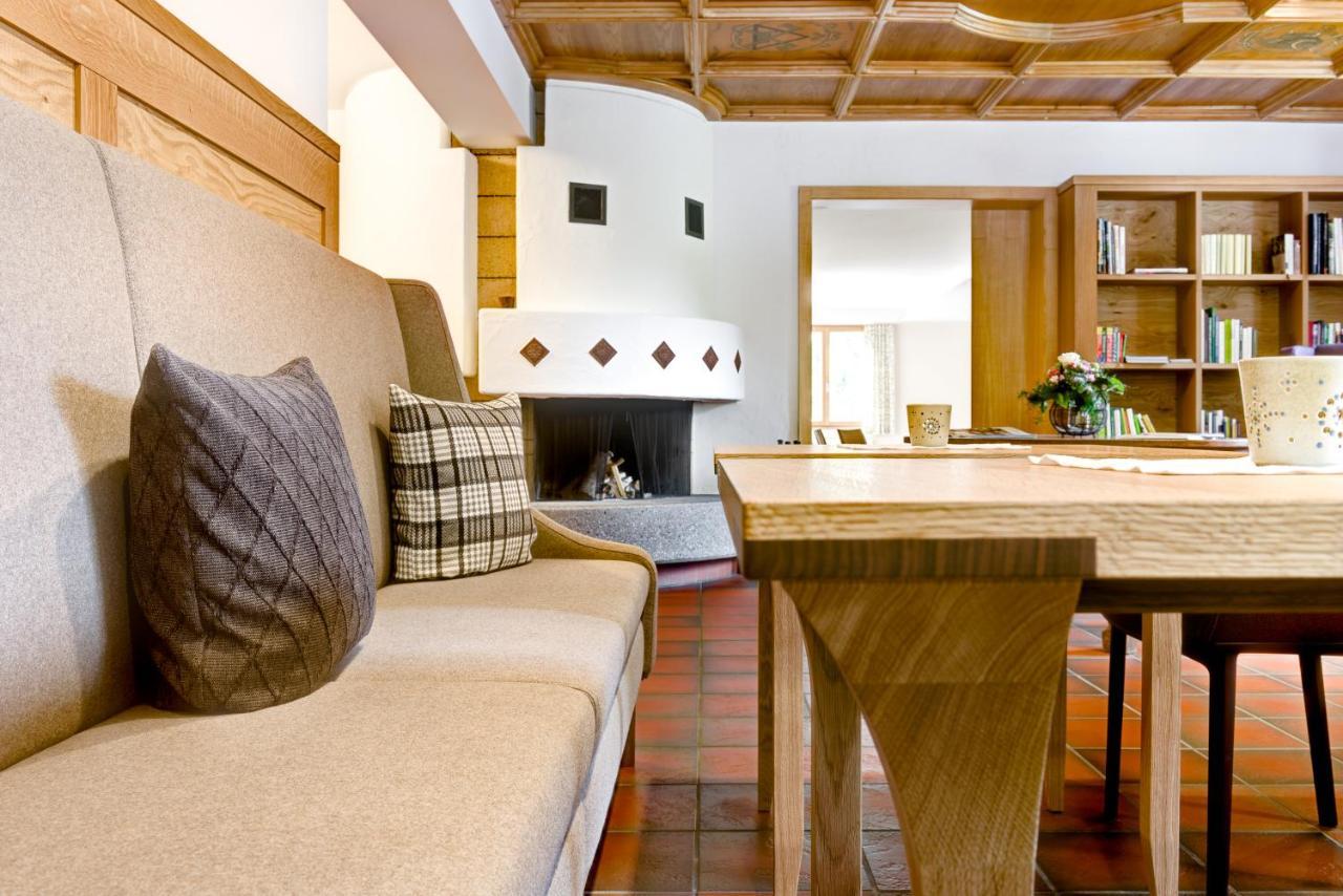 Sonntag Hotel Gasthof Kreuz מראה חיצוני תמונה